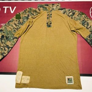 Legit USMC frog woodland Marpat combat shirt.